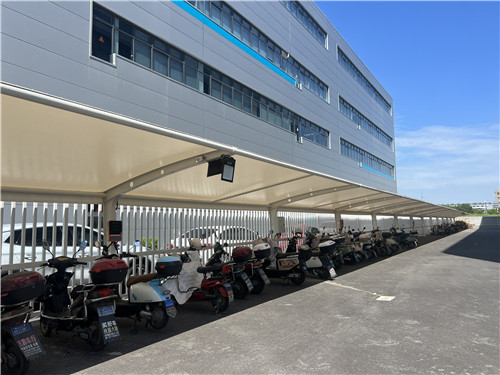 讓電瓶車(chē)族“滿電回家”！企?？萍紙@用行動(dòng)點(diǎn)亮通勤路